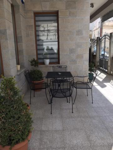 Guesthouse Sara & Esi Korce Exterior photo