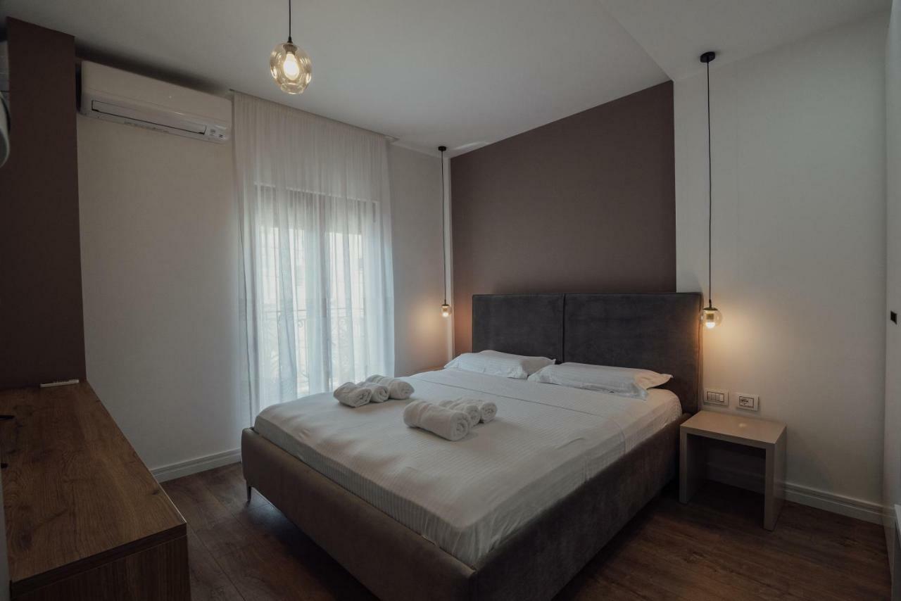 Guesthouse Sara & Esi Korce Exterior photo